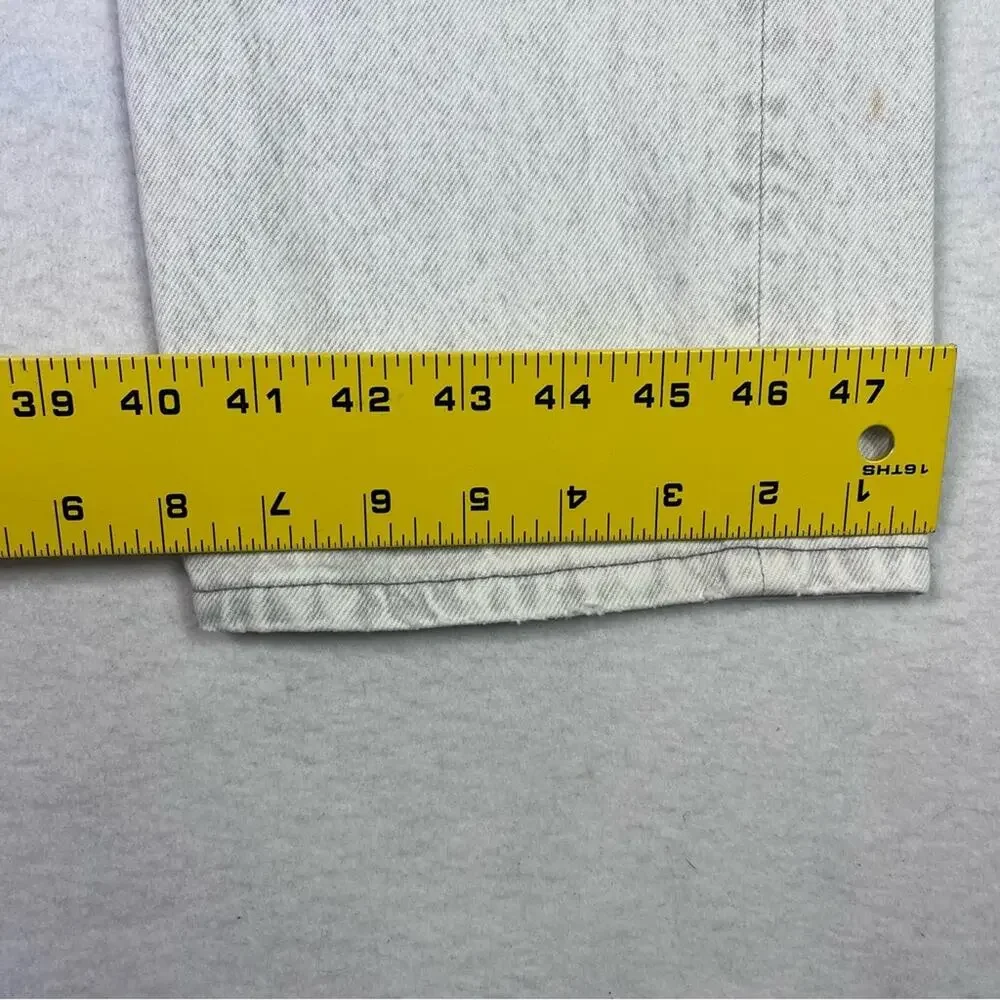 Vintage Levi's 501 Jeans Mens W33 L30 Straight Leg Light Wash Made in USA